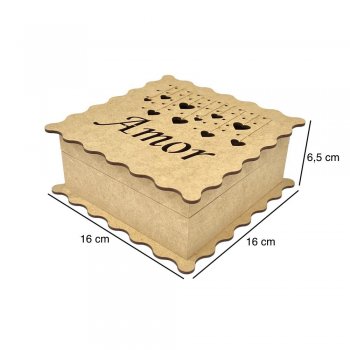Caixa Ondulada Vazada "Amor" 16x16x6,5